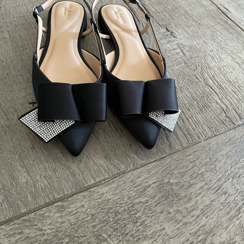 Ted Baker London Black flats with Bow and Silver Accents